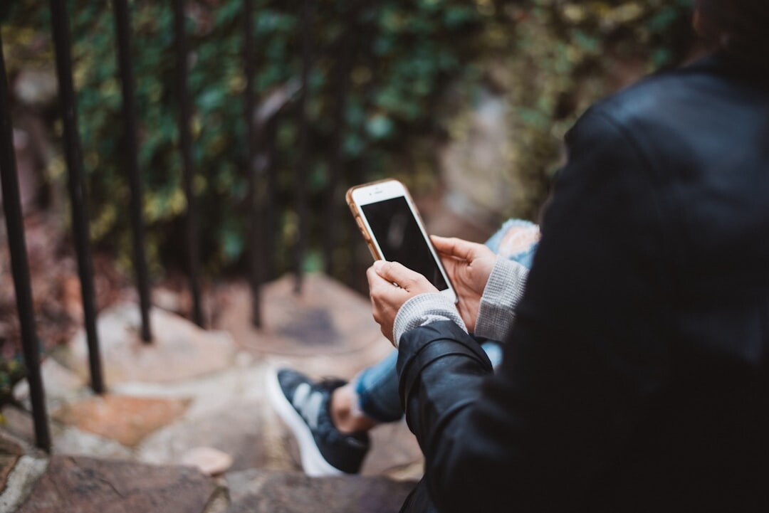 people commenting on phone